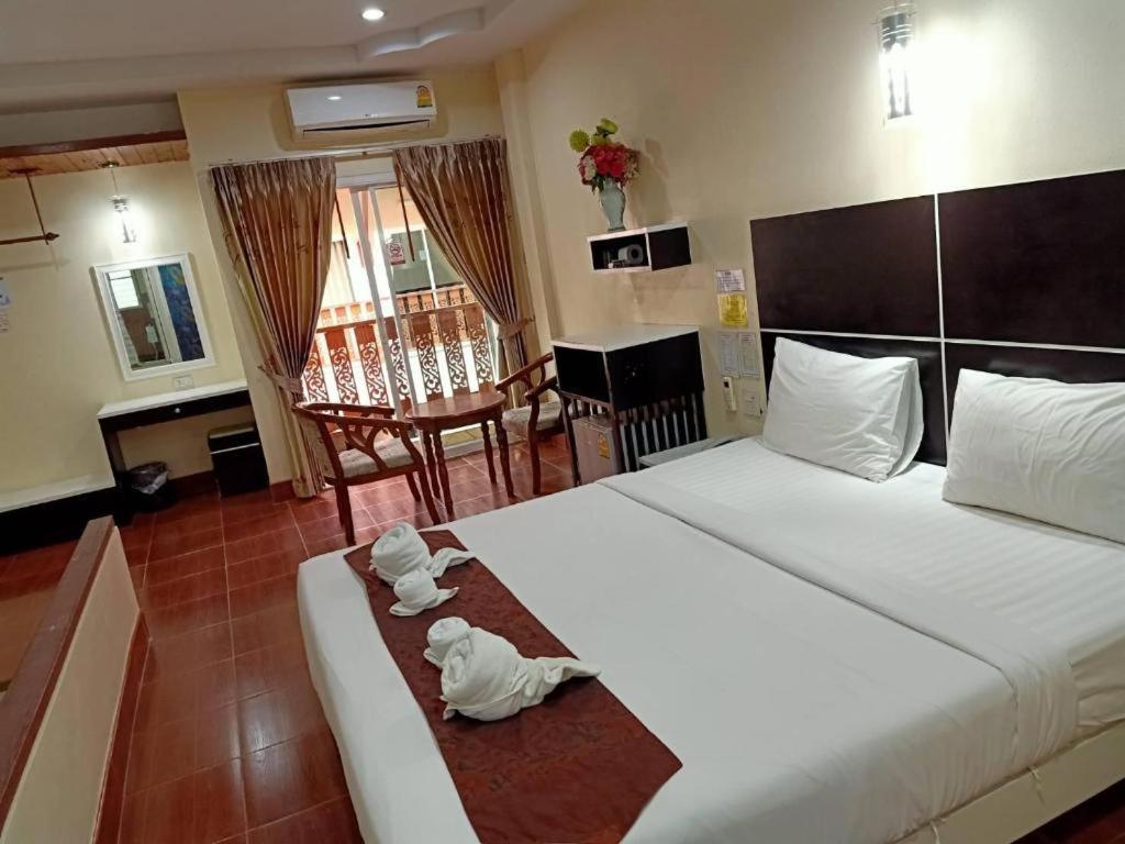 V.Hotel & Resort 핫야이 외부 사진