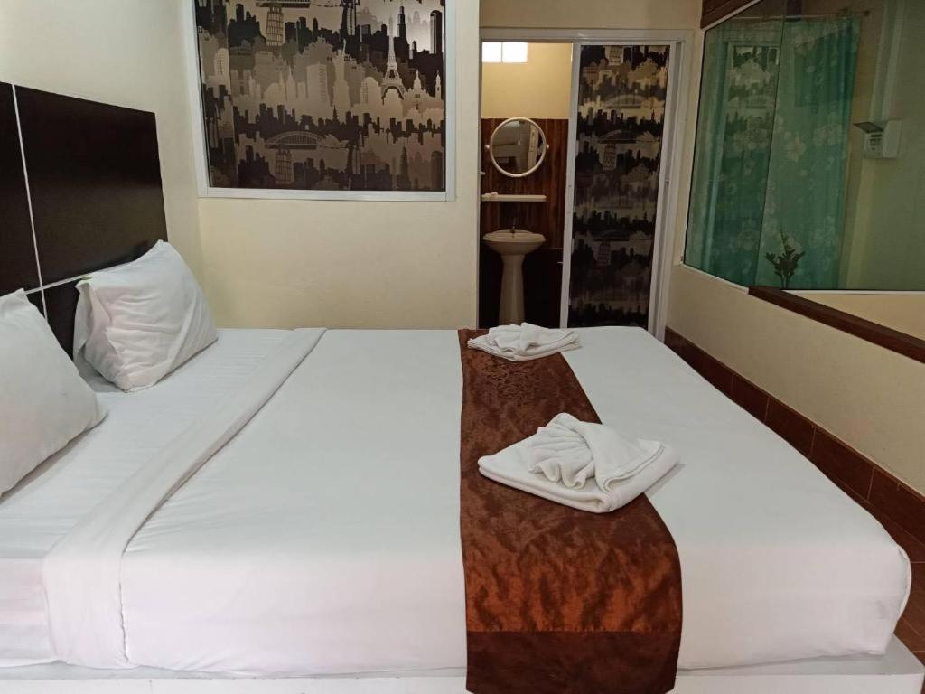 V.Hotel & Resort 핫야이 외부 사진